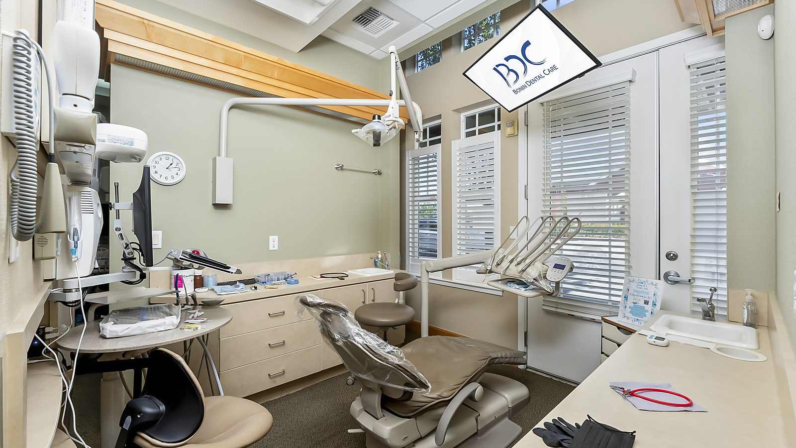 Modern treatment room at Bonin Dental Care